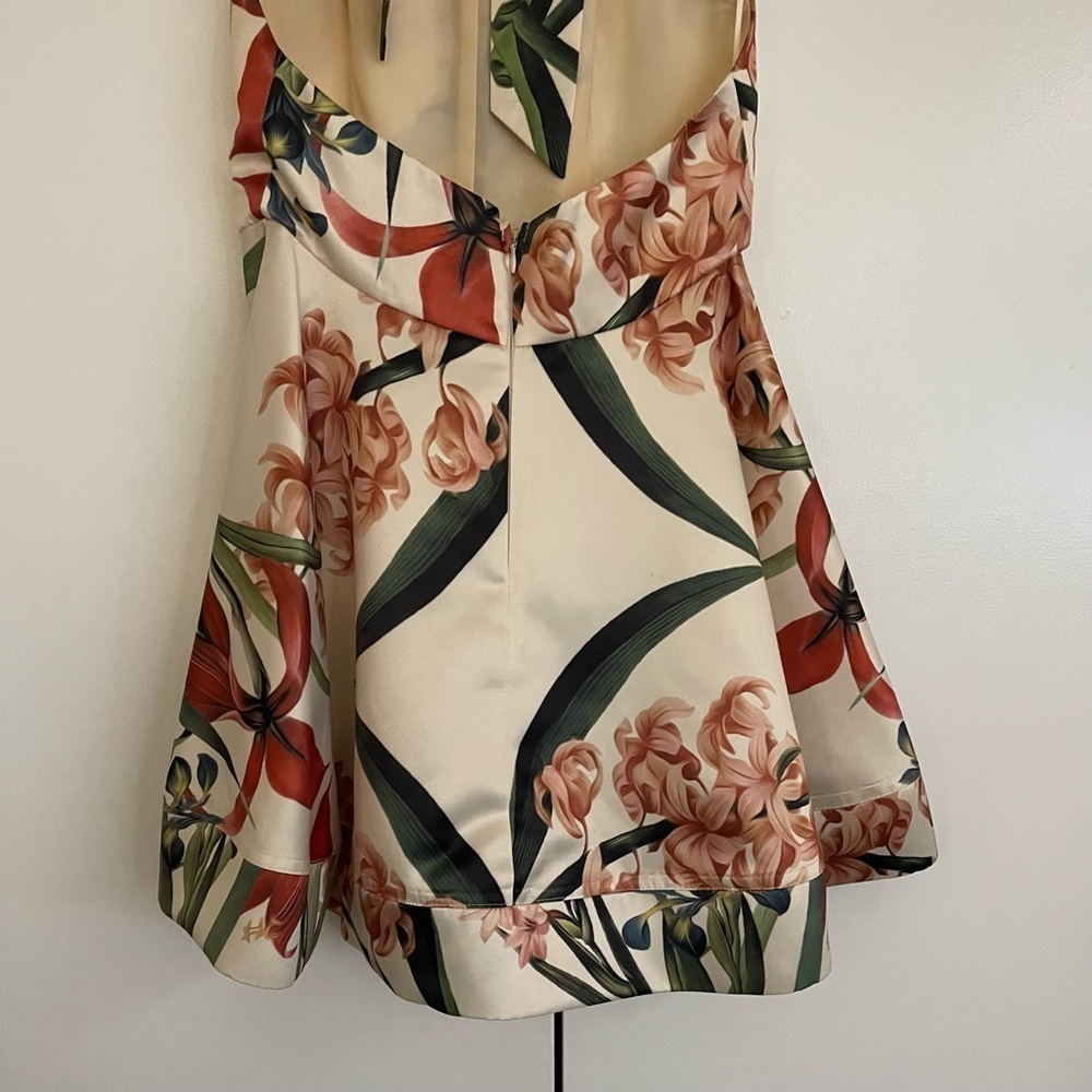 NWOT LULUS  Sunny Centerpiece Cream Floral Print Skater Dress - Picture 7 of 9